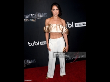  alt="Christina Hogue"