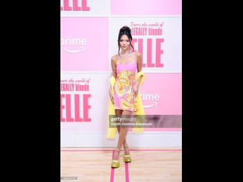  alt="Lisa Yamada"
