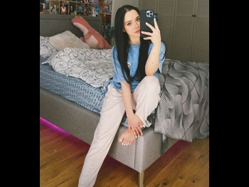  alt="Lyna Com"