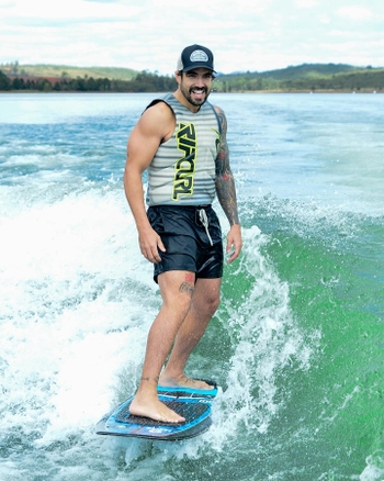 Caio Castro