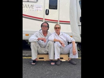  alt="Walton Goggins"