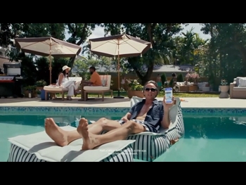  alt="Walton Goggins"