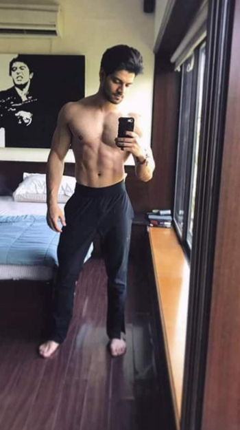 Suraj Pancholi