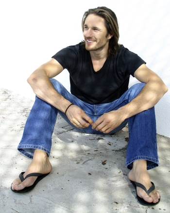 Martin Henderson