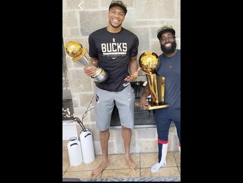  alt="Giannis Antetokounmpo"