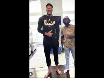  alt="Giannis Antetokounmpo"