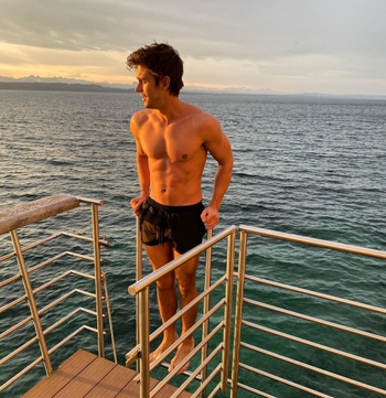 Antoni Porowski