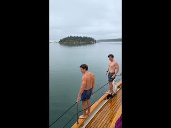  alt="Antoni Porowski"