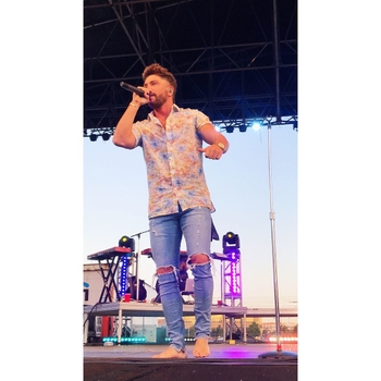 Chris Lane