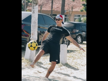  alt="Victor Palhares"