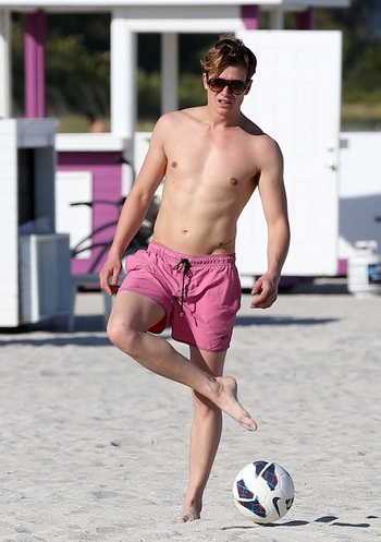 Ed Speleers