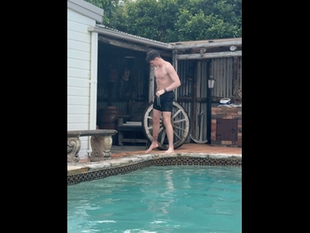  alt="Harvey Mills"