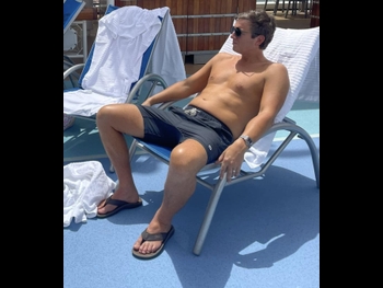  alt="Jeff Glor"
