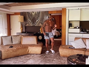  alt="Mehcad Brooks"