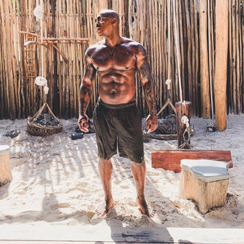 Mehcad Brooks