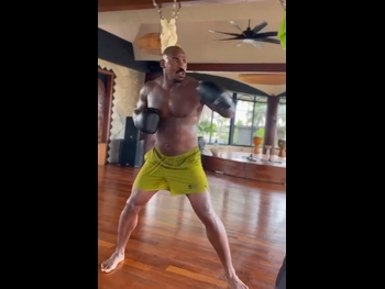  alt="Mehcad Brooks"