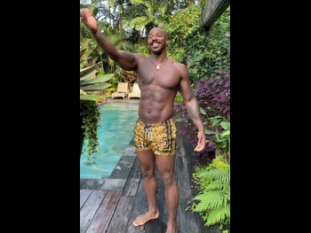  alt="Mehcad Brooks"