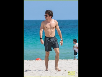  alt="Charles Leclerc"