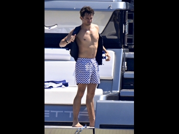  alt="Charles Leclerc"