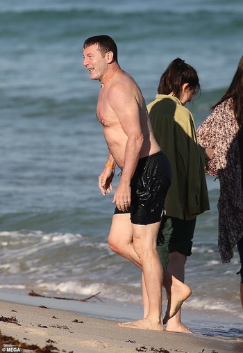 Jason Isaacs