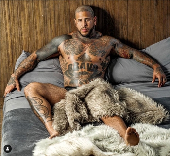 Tommy Vext