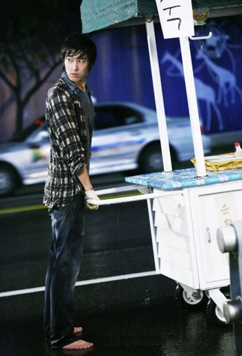 Yunho Jung