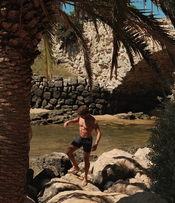 Eyal Booker