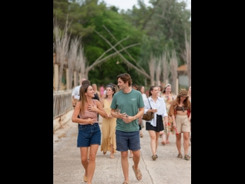  alt="Finn Harries"