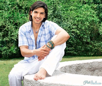 Zayed Khan