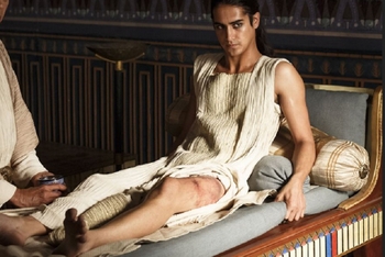 Avan Jogia