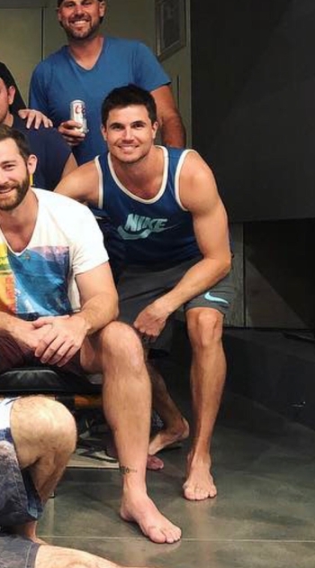 Robbie Amell