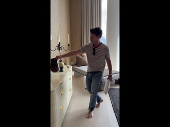  alt="Nate Berkus"