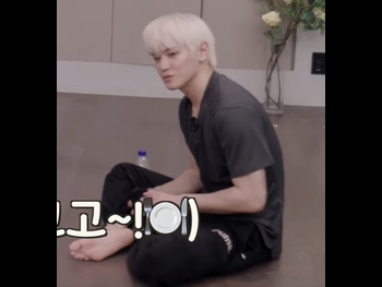  alt="Taeyong"