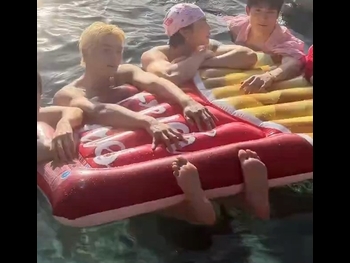  alt="Taeyong"
