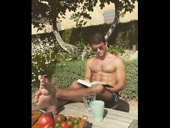  alt="Jonathan Bailey"