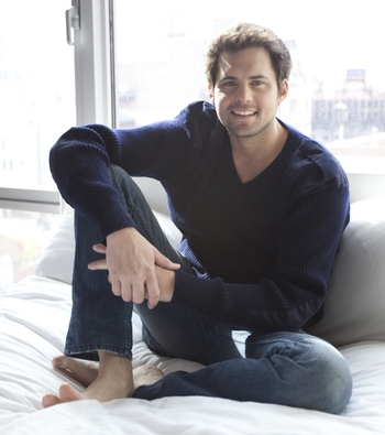 Kristoffer Polaha