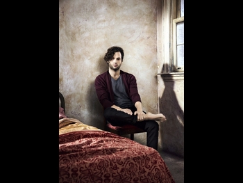  alt="Penn Badgley"