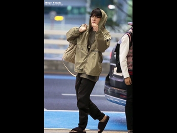  alt="J-hope"
