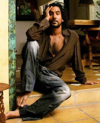 Naveen Andrews