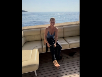  alt="Amy Schumer"