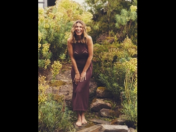  alt="Laury Thilleman"