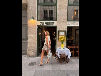  alt="Laury Thilleman"