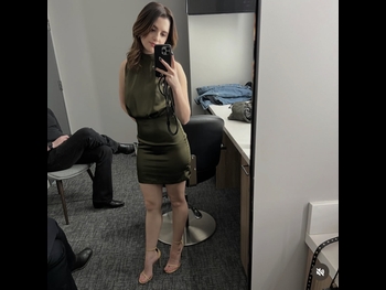 alt="Laura Marano"