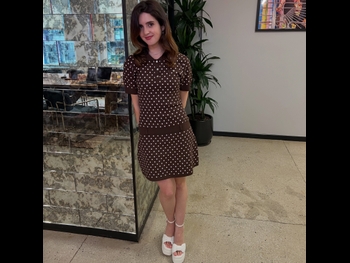  alt="Laura Marano"