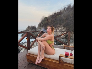  alt="Brenda Zambrano"
