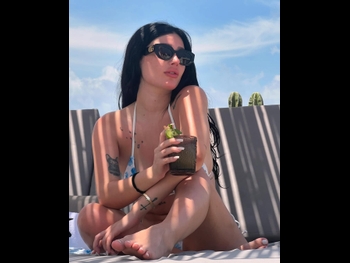  alt="Brenda Zambrano"
