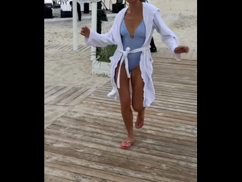  alt="Joanna Moro"