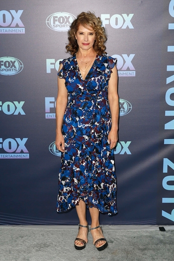 Nancy Travis