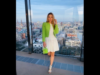  alt="Victoria Swarovski"