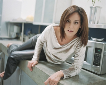 Annabeth Gish